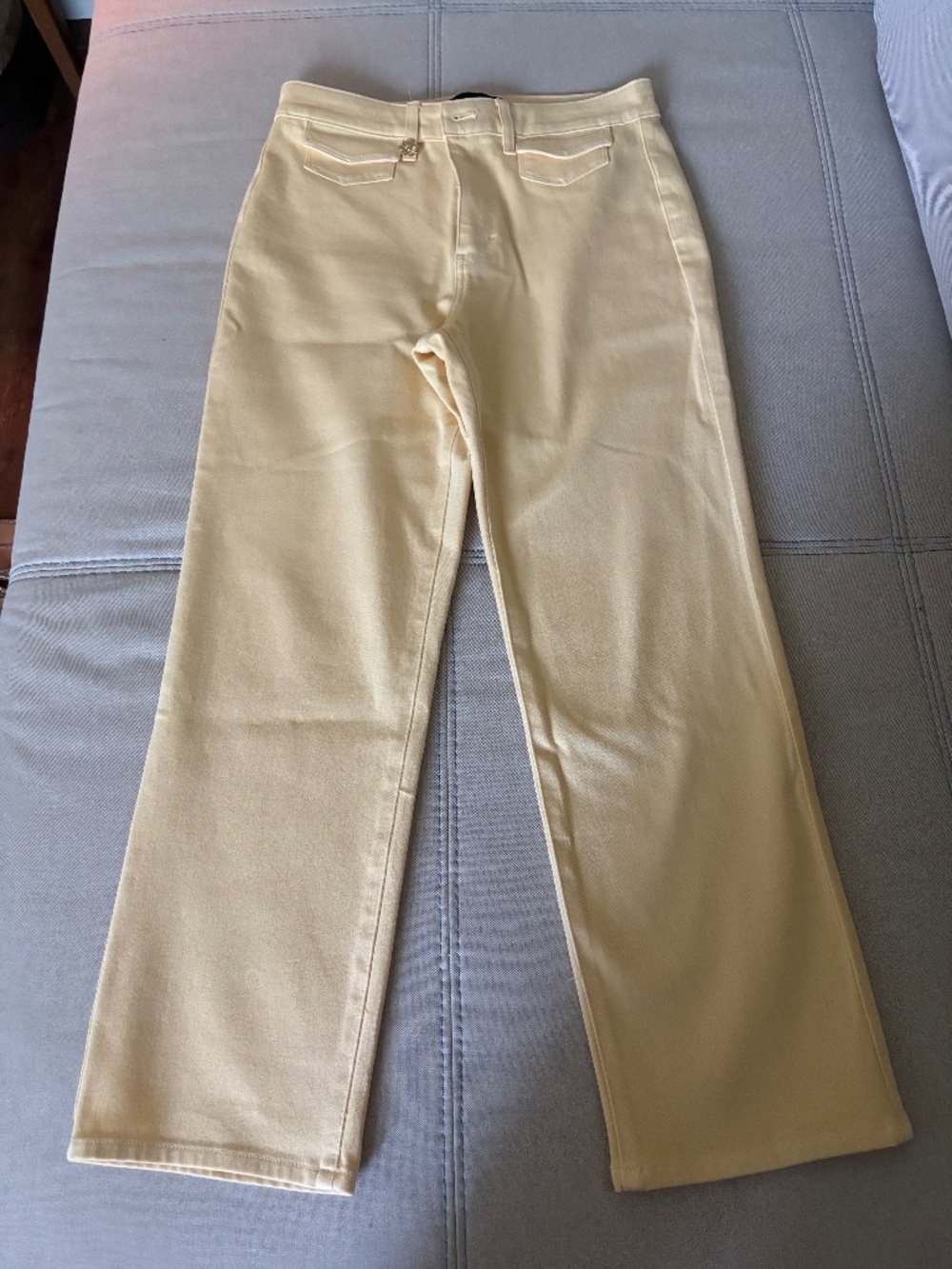 WHBM Extra High Rise Straight Jeans Ivory 10P